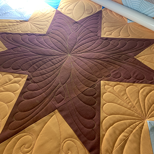 Eight Pointed Star | Barn Star Quilt | Quiltable