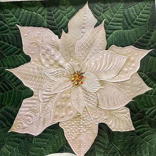 Multifarious Dream Big Holiday Poinsettia Project | A Bit Orange | Quiltable